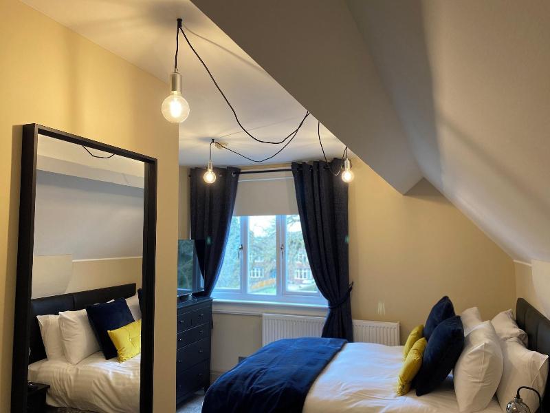 Ashbourne House image