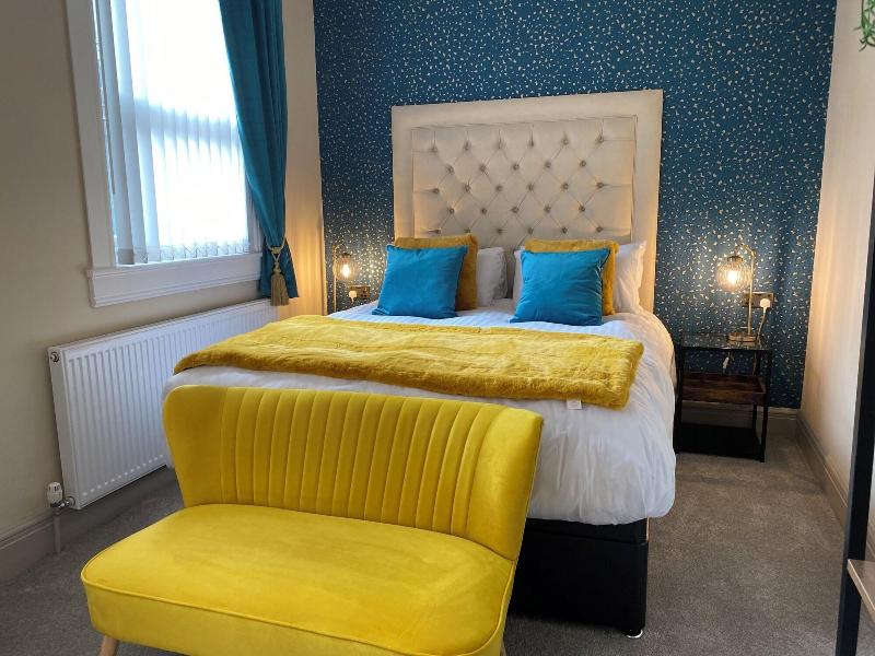 Ashbourne House image