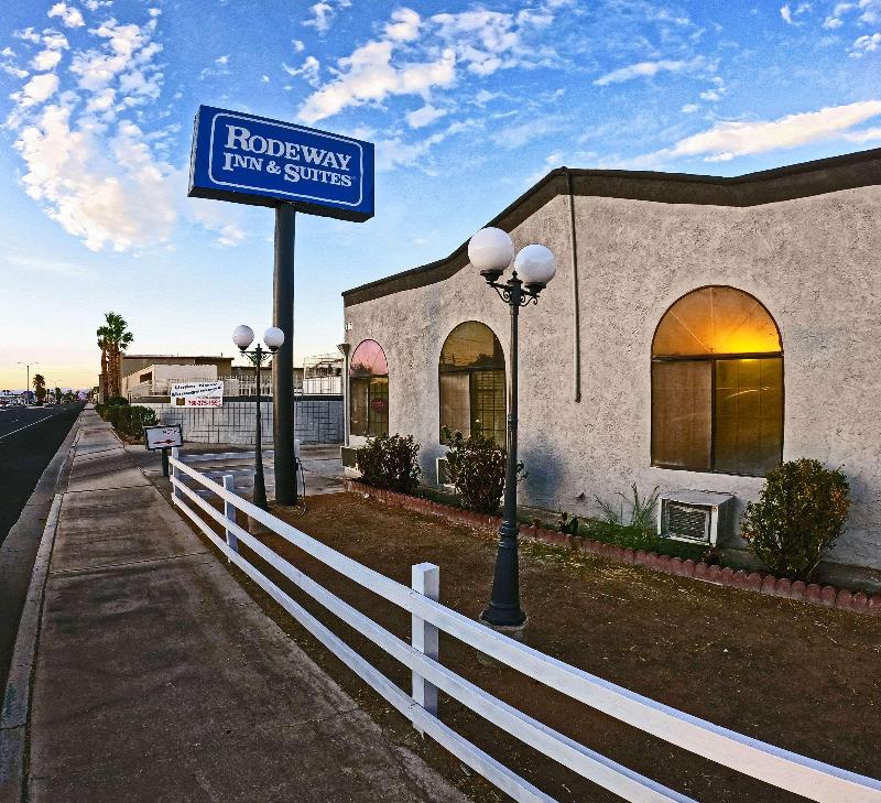 Rodeway Inn & Suites Ridgecrest — exterior view
