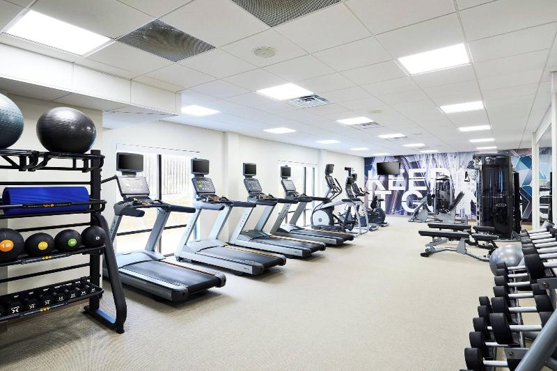 Springhill Suites St. Louis Brentwood image