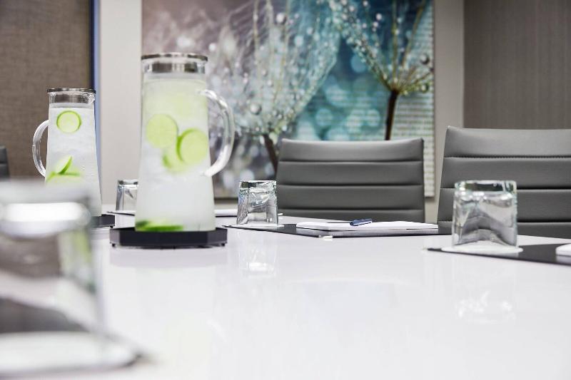 Springhill Suites St. Louis Brentwood image