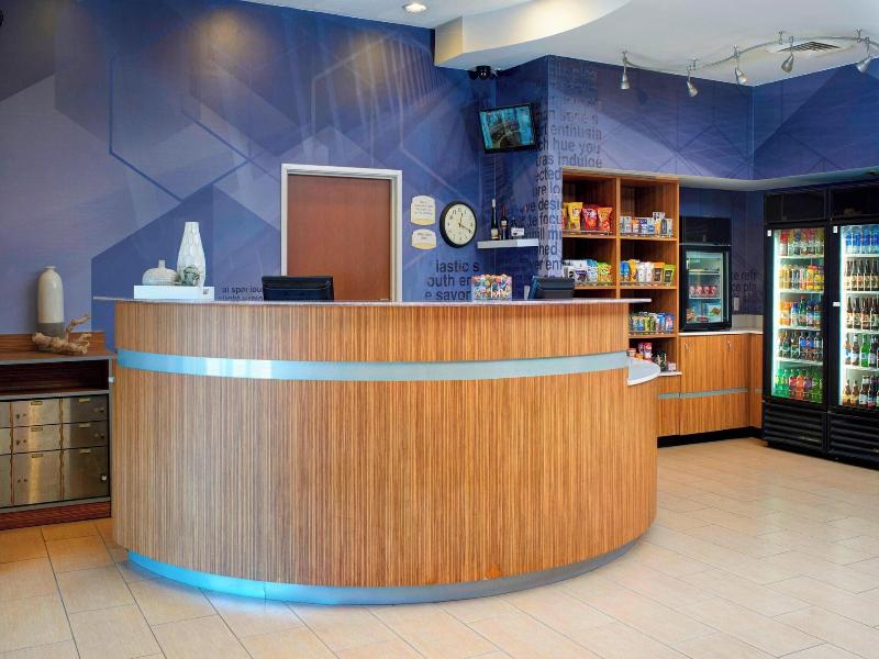 Springhill Suites St. Louis Brentwood image