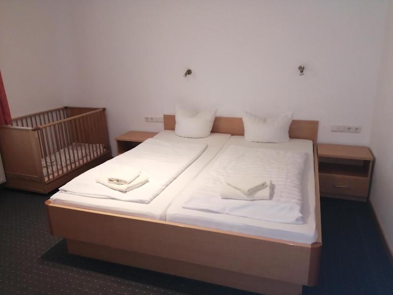 Familotel Landhaus Pfahlershof image