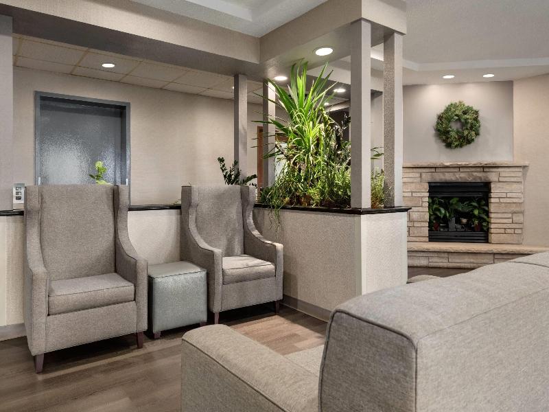 Baymont by Wyndham Rockford image