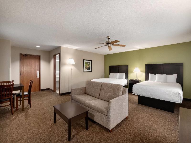 Baymont by Wyndham Rockford image