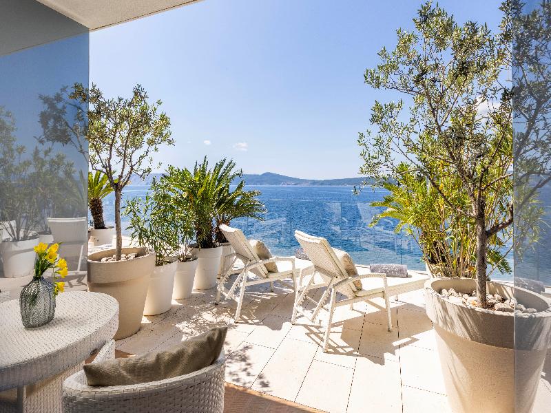 Luxury Hotel Amabilis image