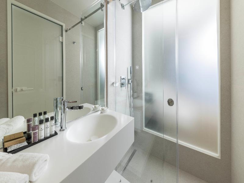 Luxury Hotel Amabilis image