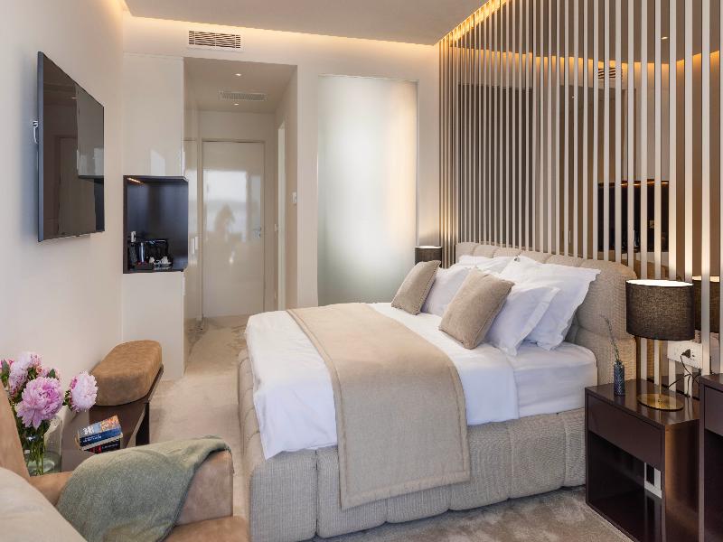 Luxury Hotel Amabilis image