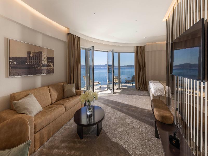 Luxury Hotel Amabilis image