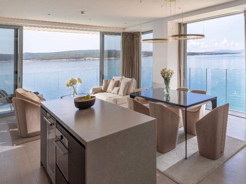 Luxury Hotel Amabilis image