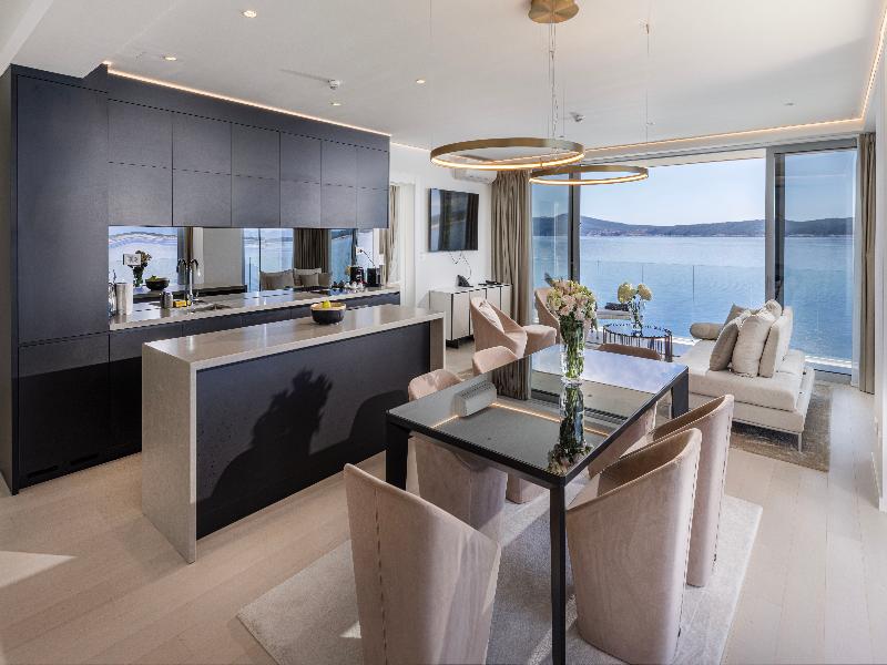 Luxury Hotel Amabilis image