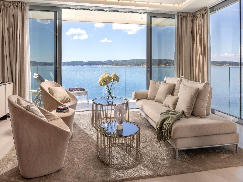 Luxury Hotel Amabilis image
