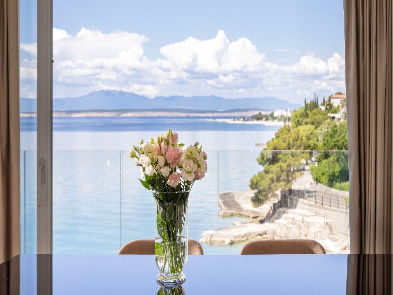 Luxury Hotel Amabilis image