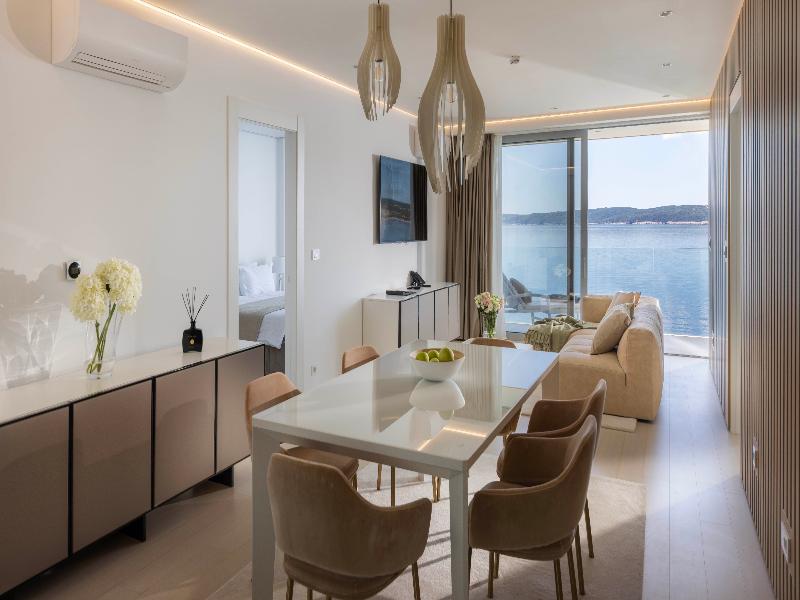 Luxury Hotel Amabilis image