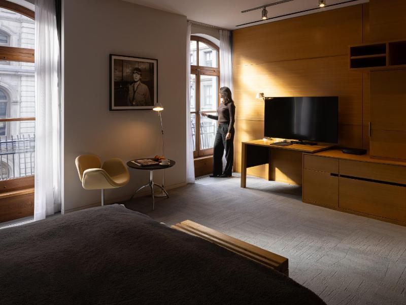 Hotel Gault image