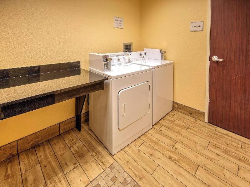 Fairfield Inn & Suites Rusasellville