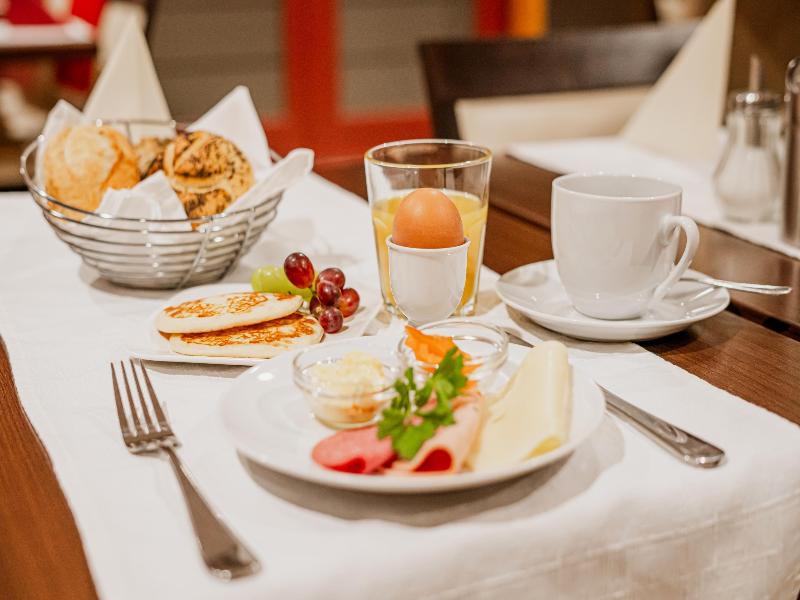 Hotel an der Stadthalle Rostock image
