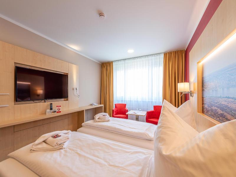 Hotel an der Stadthalle Rostock image