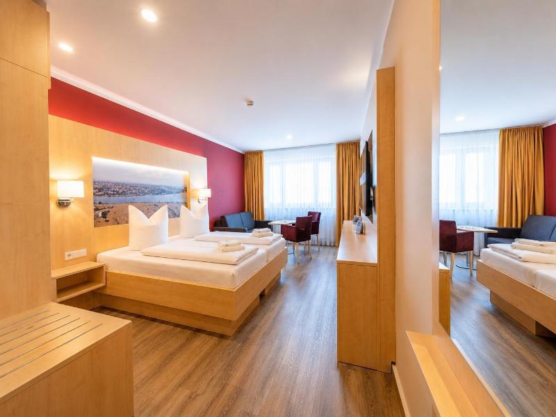 Hotel an der Stadthalle Rostock image