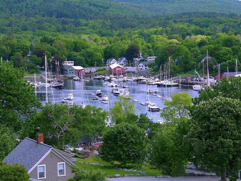 Camden Harbour Inn