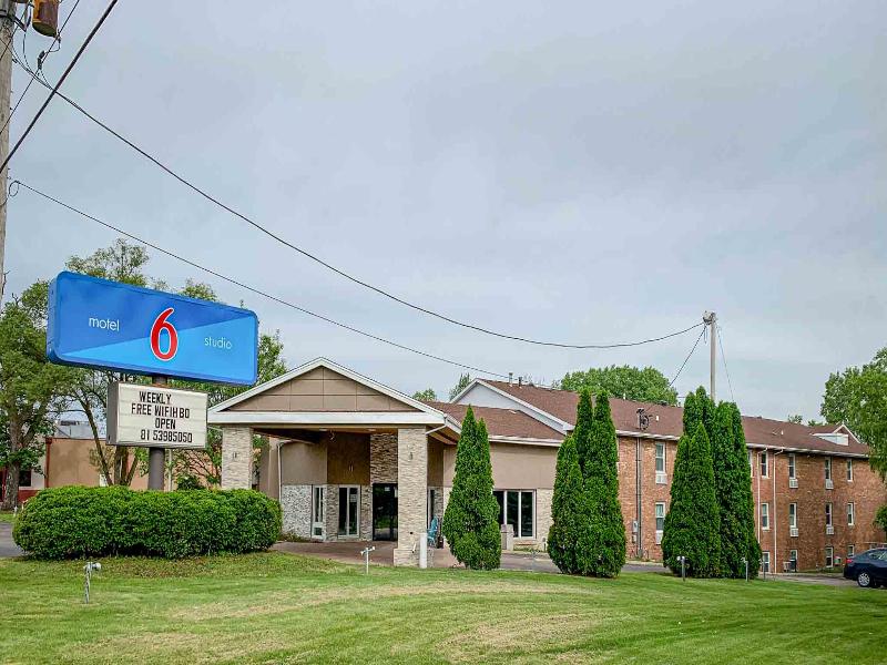 Motel 6 Rockford, Il GA