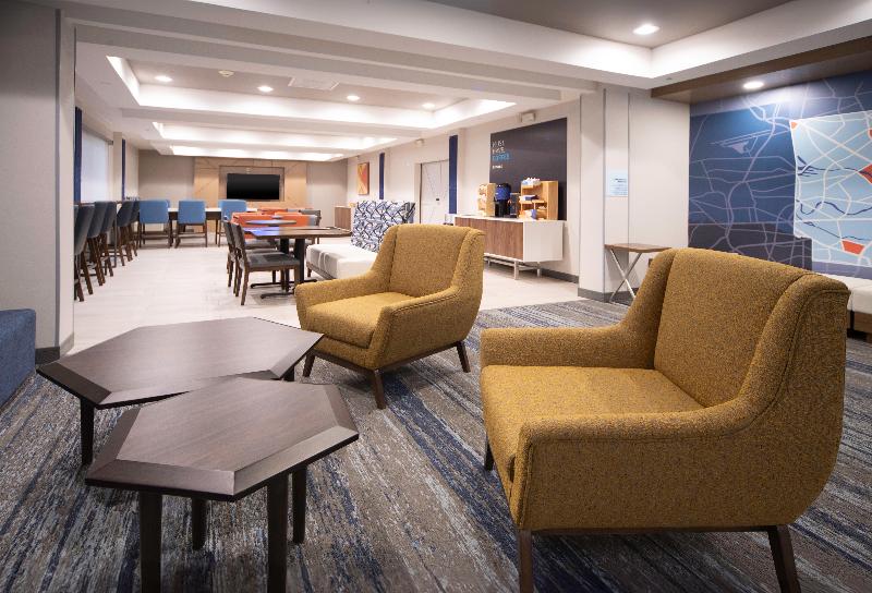 Holiday Inn Express & Suites Little Rock-West