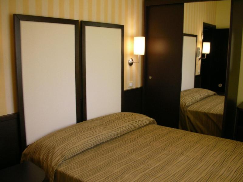 Hotel San Carlo Vacanze image