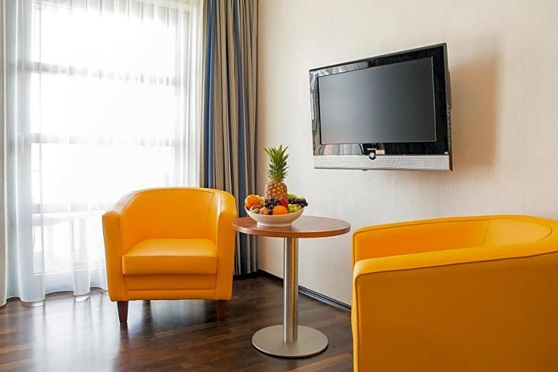 City Hotel Roding image