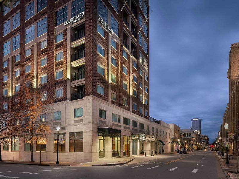 Courtyard By Marriott Little Rock Downtown