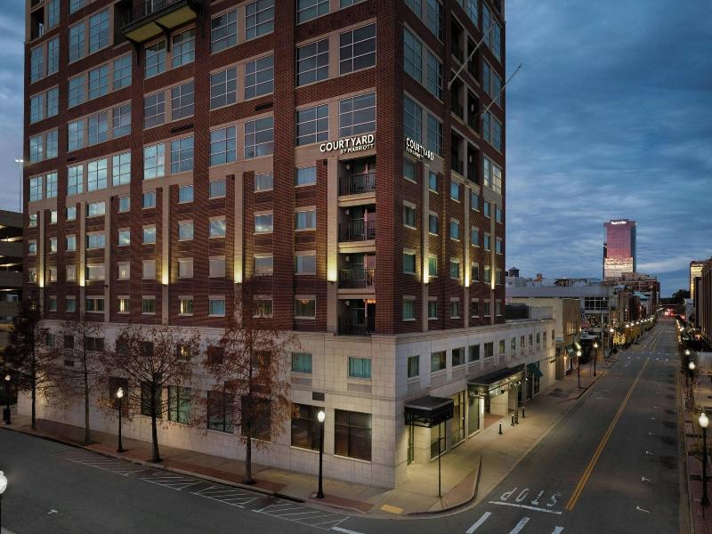 Courtyard By Marriott Little Rock Downtown