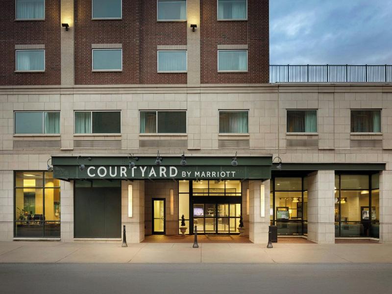Courtyard By Marriott Little Rock Downtown