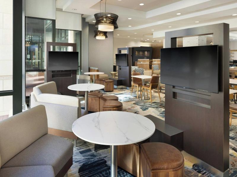Courtyard By Marriott Little Rock Downtown