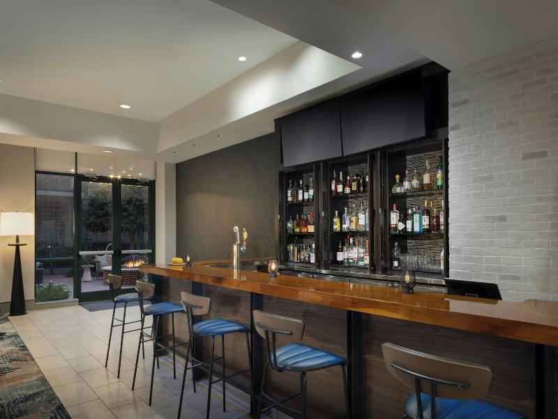 Courtyard By Marriott Little Rock Downtown