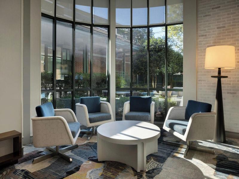 Courtyard By Marriott Little Rock Downtown