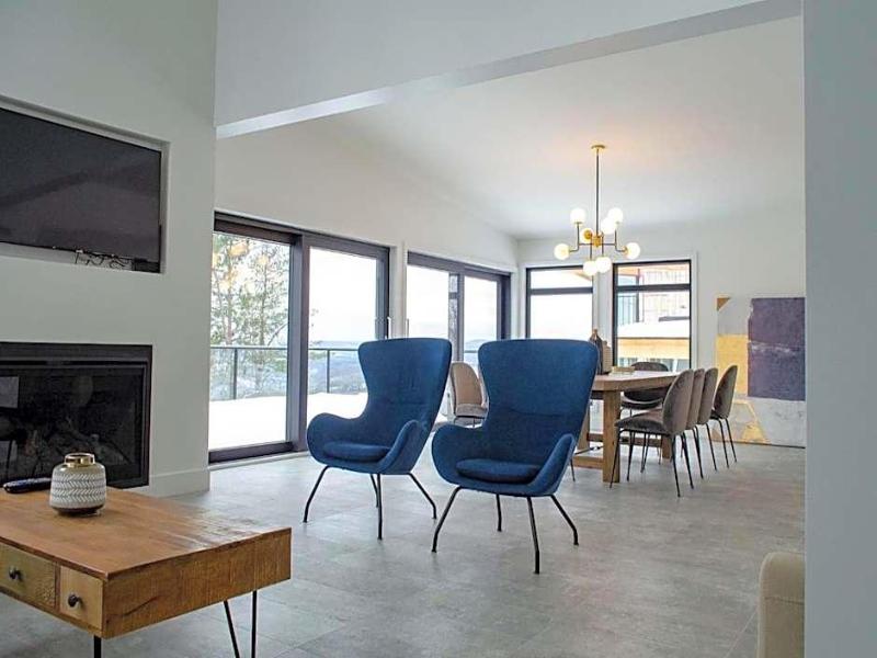 The Montagne Coupee Inn