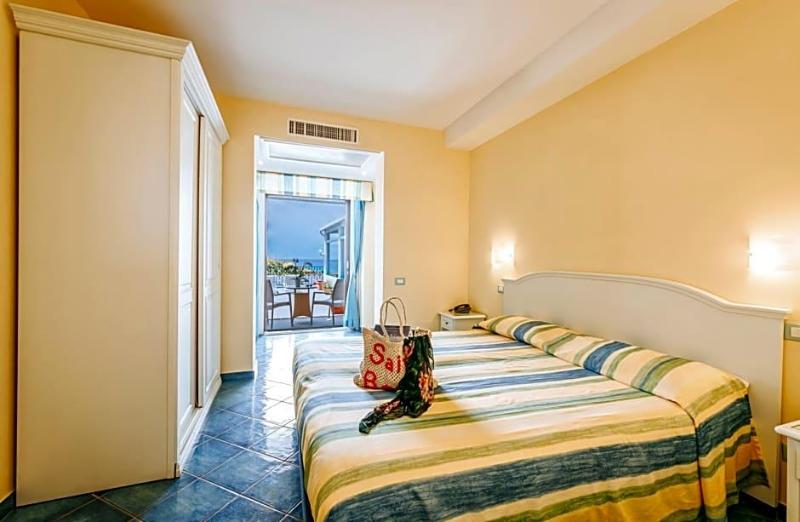 Hotel Cava dell'isola image