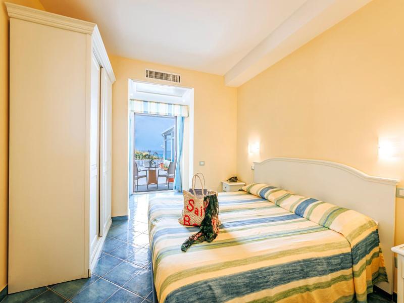 Hotel Cava dell'isola image