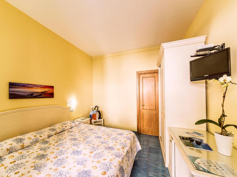 Hotel Cava dell'isola image