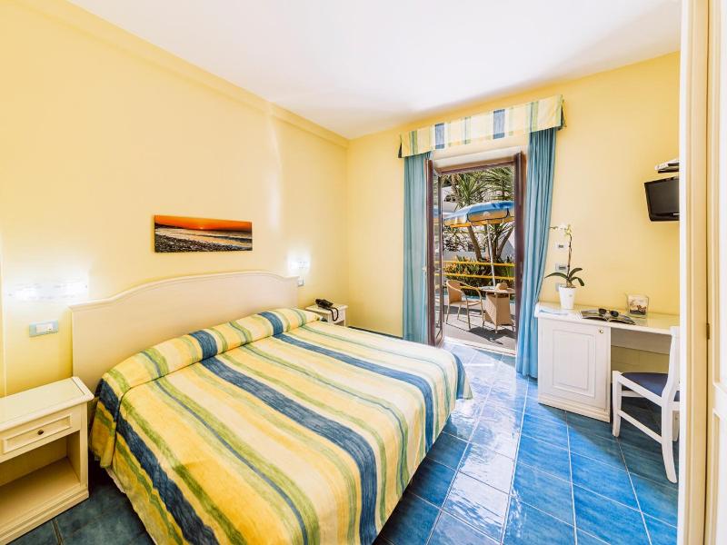 Hotel Cava dell'isola image