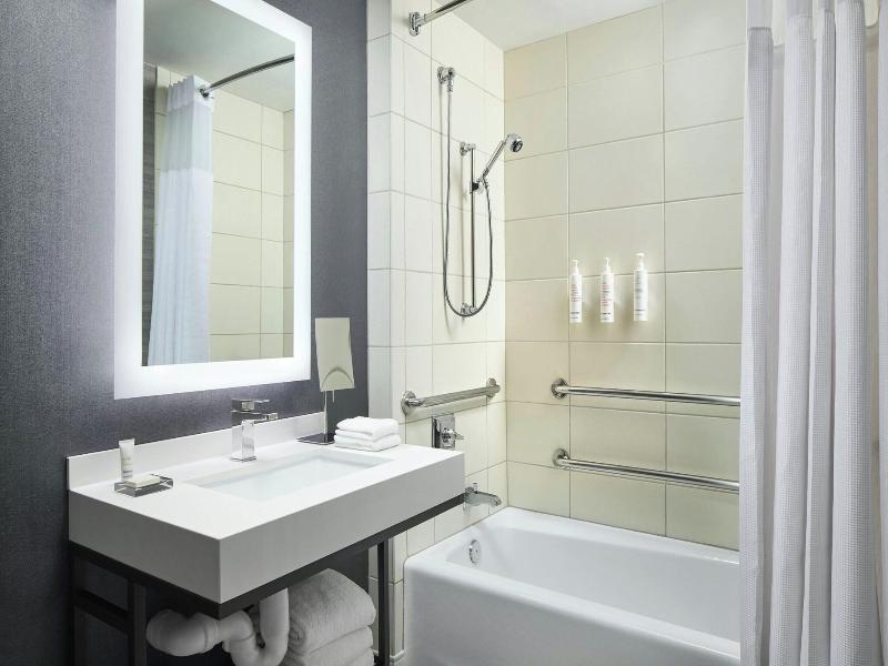 Bethesda North Marriott Hotel & Conference Center image