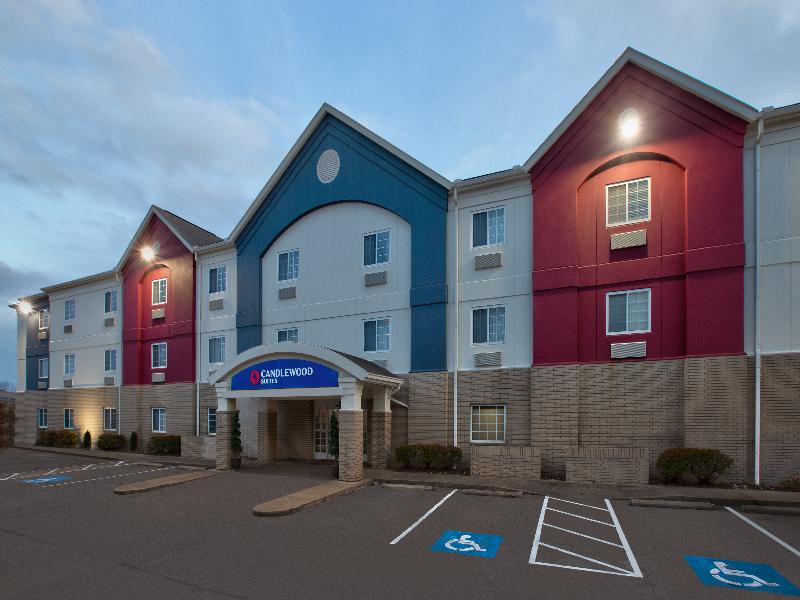 Candlewood Suites Conway image