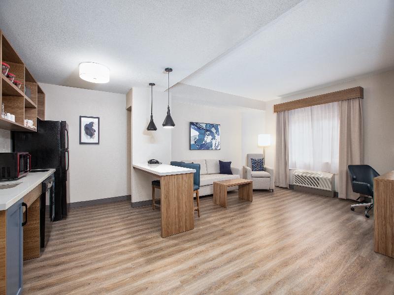 Candlewood Suites Conway image