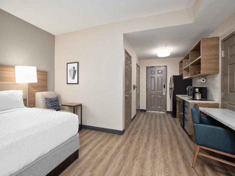 Candlewood Suites Conway image