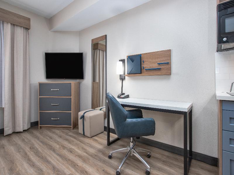 Candlewood Suites Conway image