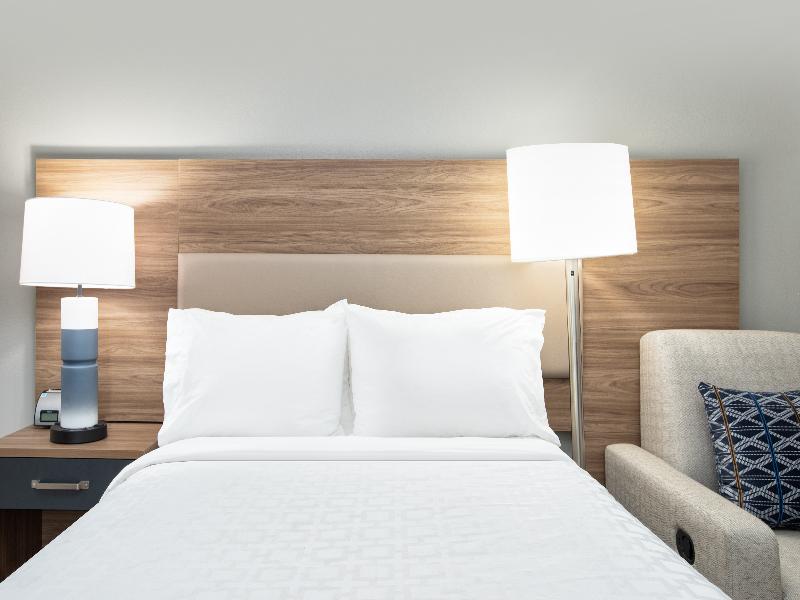 Candlewood Suites Conway image