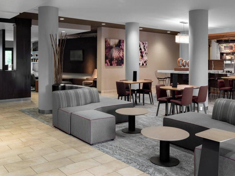 Courtyard By Marriott Triangle Town Center image