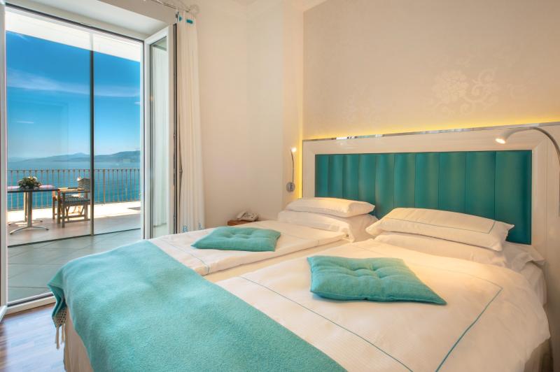 Piccolo Grand Hotel image