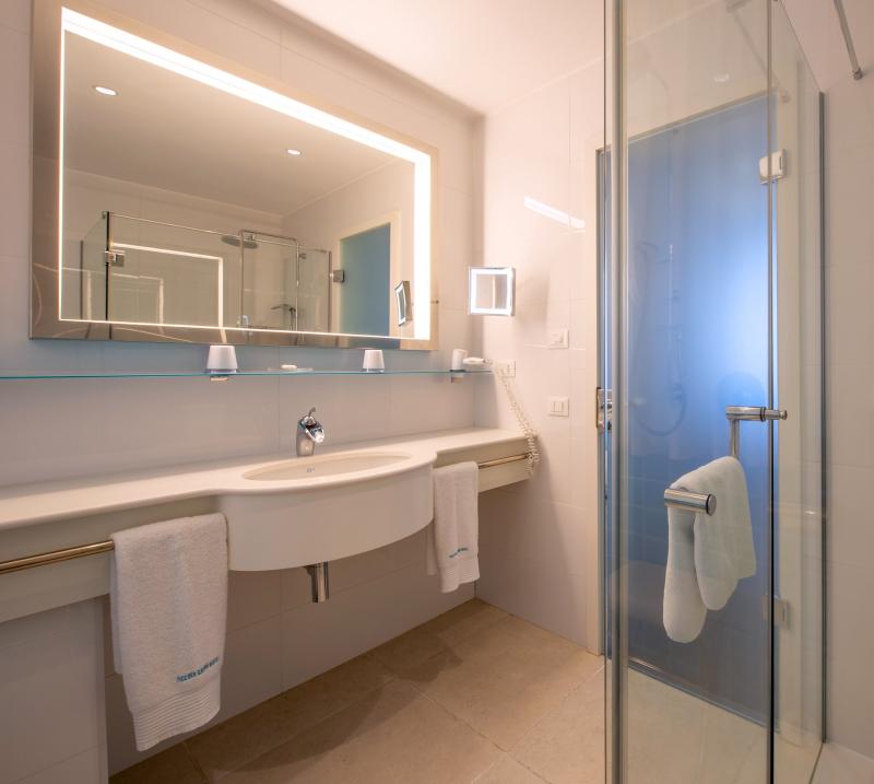 Piccolo Grand Hotel image