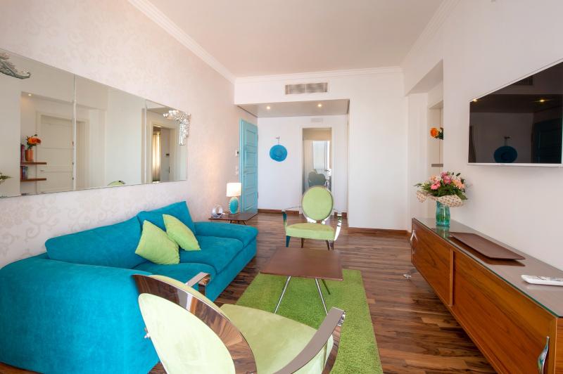Piccolo Grand Hotel image