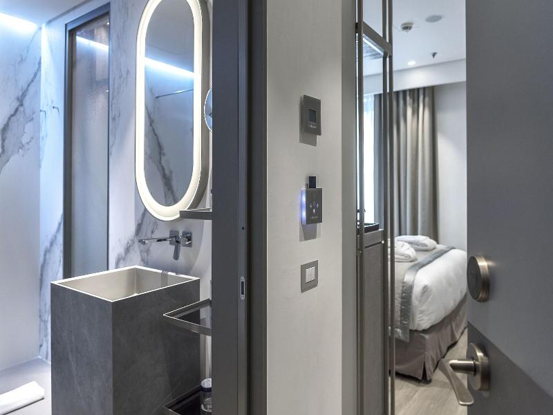 The Regency, Rome, A Tribute Portfolio Hotel image